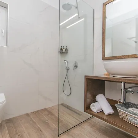 Zoi Apartment *